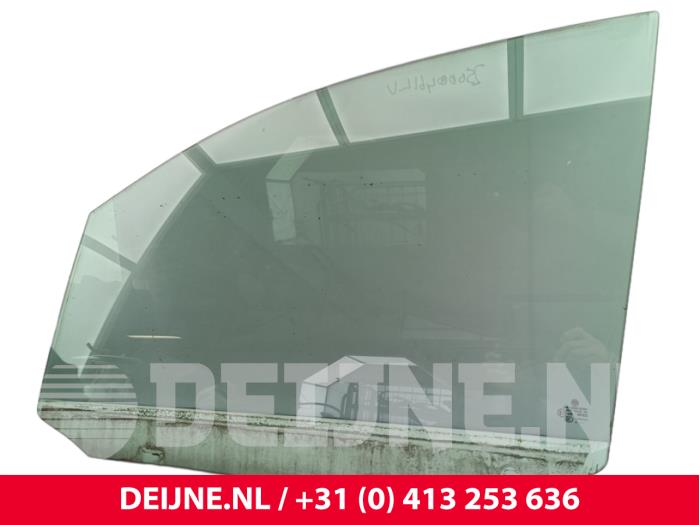 Volkswagen Caddy Door window 2-door, left O279076