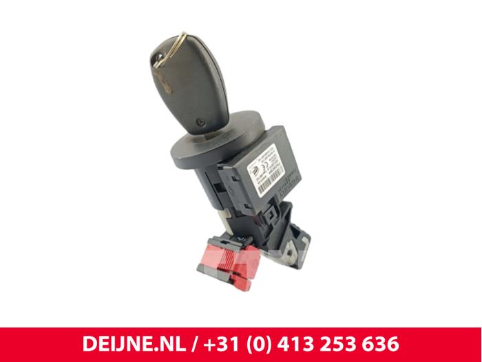 Opel Vivaro Kontaktslot+Sleutel O279123