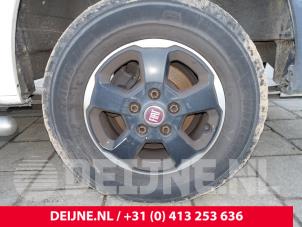 Fiat Ducato Velgen set O279277 foto 2