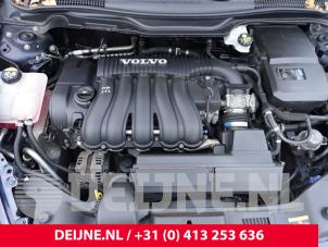 Gebruikte Motor Volvo C70 (MC) 2.4i 20V Prijs € 750,00 Margeregeling aangeboden door van Deijne Onderdelen Uden B.V.