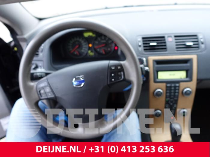 Gebruikte Display Interieur Volvo C70 (MC) 2.4i 20V Prijs op aanvraag aangeboden door van Deijne Onderdelen Uden B.V.