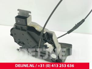 Volvo C70 Deurslot Mechaniek 2Deurs rechts O279352 foto 2
