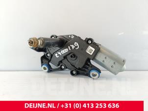 Gebruikte Ruitenwissermotor achter Volvo V60 II (ZW) 2.0 D3 16V Prijs € 80,00 Margeregeling aangeboden door van Deijne Onderdelen Uden B.V.