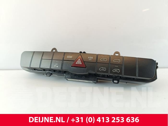 Mercedes Vito Panikbeleuchtung Schalter O279469