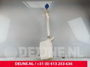 Volvo EX30 Front windscreen washer reservoir O279545 photo 2
