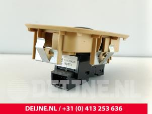 Volvo V60 Electric window switch O279562 photo 3