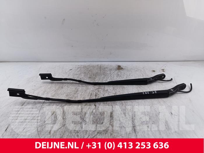 Peugeot Partner Scheibenwischerarm-Set O279572