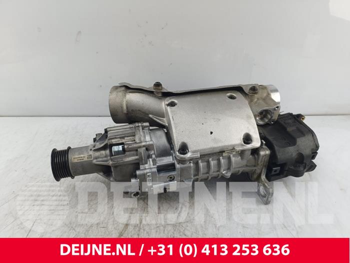 Gebruikte Compressor Volvo V60 I (FW/GW) 2.0 T6 16V Prijs € 750,00 Margeregeling aangeboden door van Deijne Onderdelen Uden B.V.