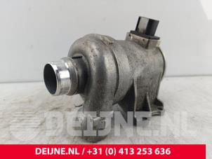 Volvo V60 Additional water pump O279588 photo 2