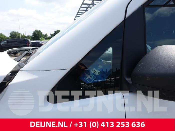 Mercedes Vito Driehoeks Ruit links-voor O279611