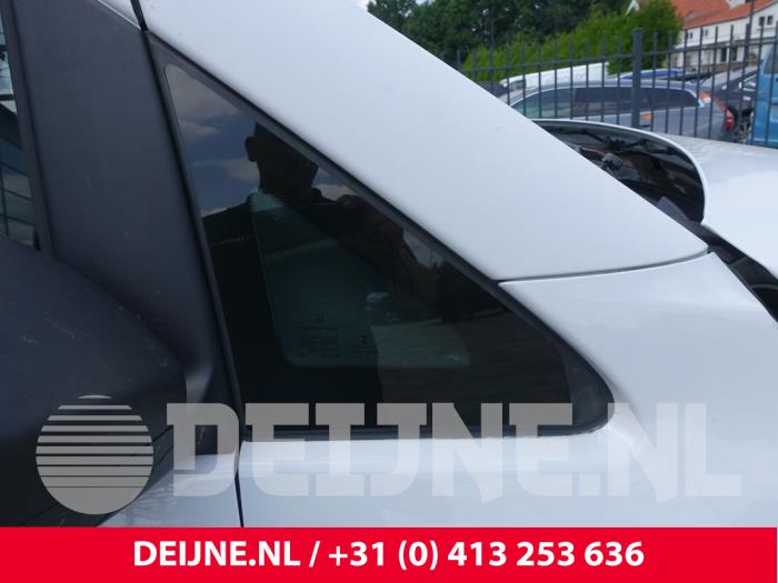 Mercedes Vito Driehoeks Ruit rechts-voor O279612