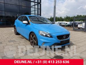 Volvo V40 Front wing, right O279709 photo 2