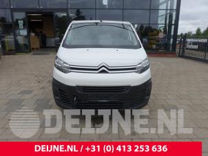 Gebruikte Voorruit Citroen Jumpy 1.6 Blue HDi 95 Prijs € 211,75 Inclusief btw aangeboden door van Deijne Onderdelen Uden B.V.