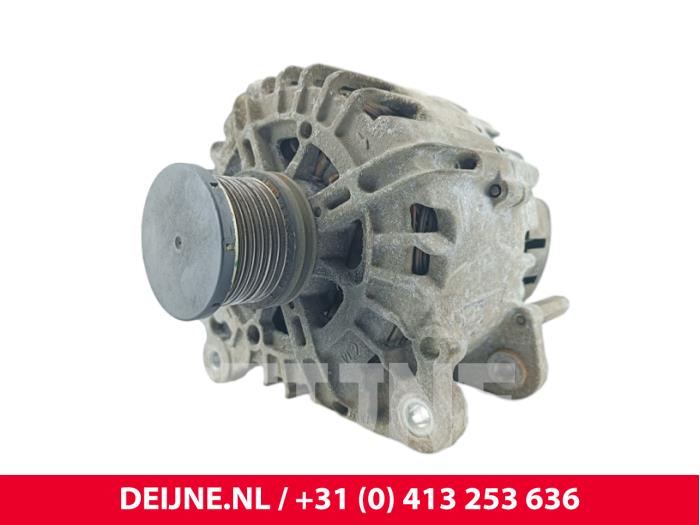 Gebruikte Dynamo Volkswagen Transporter T5 2.0 TDI DRF Prijs € 60,50 Inclusief btw aangeboden door van Deijne Onderdelen Uden B.V.