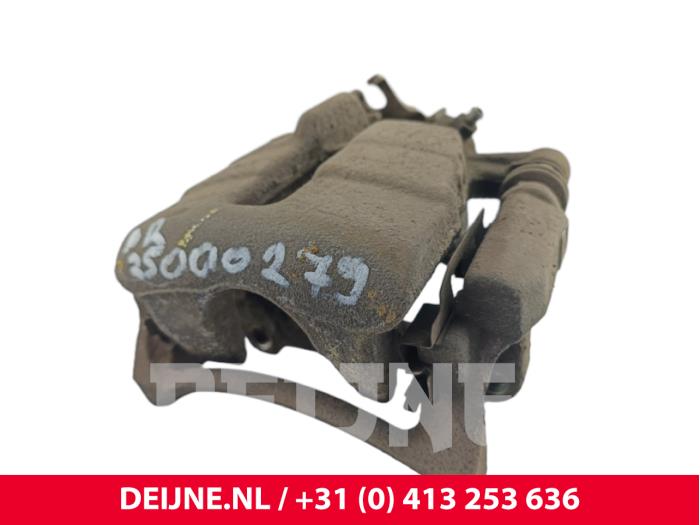 Volkswagen Transporter Remklauw (Tang) rechts-achter O279956