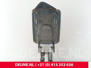 Lynk & Co 01 Armlehne O279999 foto 2