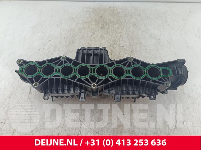 Gebruikte Inlaatspruitstuk Volvo XC90 II 2.0 T8 16V Twin Engine AWD Prijs € 140,00 Margeregeling aangeboden door van Deijne Onderdelen Uden B.V.
