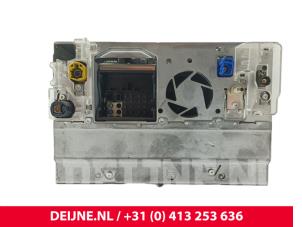 Porsche Cayenne Display Multi Media control unit O280083 photo 3