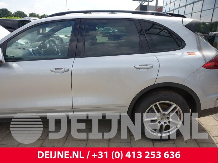 Porsche Cayenne Tür 4-türig links hinten O280122
