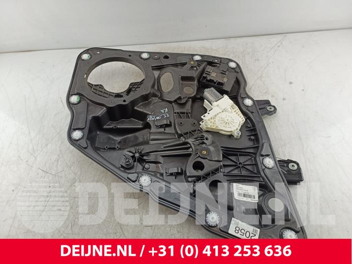 Porsche Cayenne Fenstermechanik 4-türig rechts hinten O280182