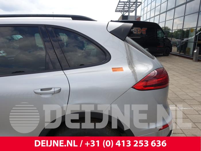 Porsche Cayenne Türgriff 4-türig links hinten O280192