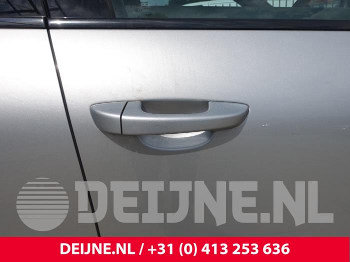 Porsche Cayenne Türgriff 4-türig rechts vorne O280199