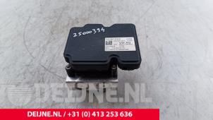 Gebruikte ABS Pomp Volkswagen Crafter (SY) e-Crafter FWD Prijs € 665,50 Inclusief btw aangeboden door van Deijne Onderdelen Uden B.V.