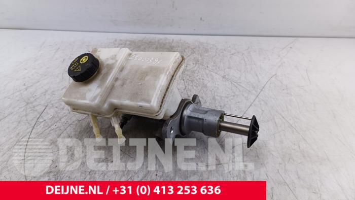 Volkswagen Crafter Hoofdremcilinder O280383