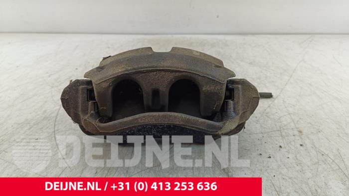 Volkswagen Crafter Remklauw (Tang) links-voor O280406