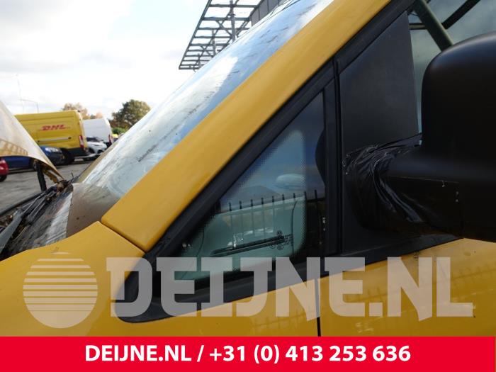 Volkswagen Caddy Dreieckfenster links vorne O280509