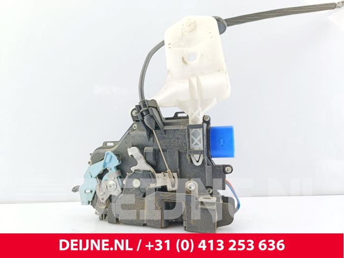 Volkswagen Caddy Türschlossmechanik 2-türig links O280553