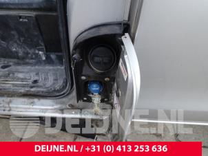 Mercedes Vito Tank Klep O280659 foto 2