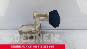 Volkswagen Caddy Front windscreen washer reservoir O280744 photo 2