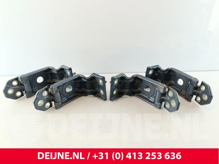 Nissan NV400 Scharnier- Set O280787