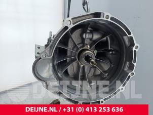 Volkswagen Crafter Getriebe O280965 foto 2
