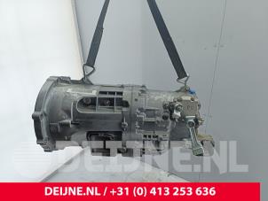 Volkswagen Crafter Versnellingsbak O280968 foto 3