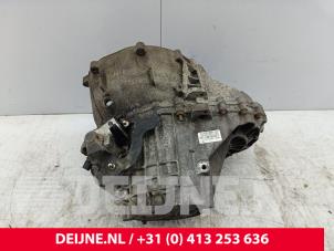 Ford Transit Versnellingsbak O281003 foto 3