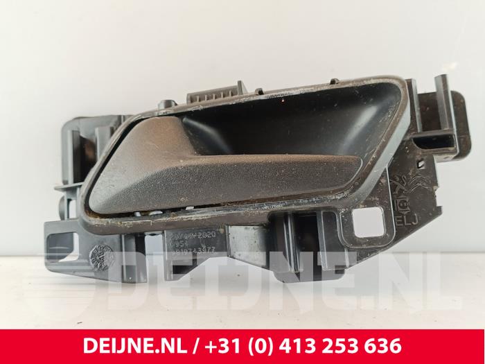 Peugeot Partner Portiergreep 2Deurs links O281031