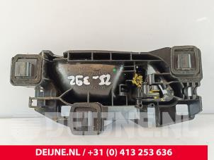 Peugeot Partner Portiergreep 2Deurs links O281031 foto 2
