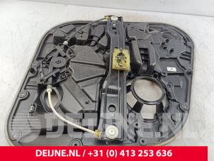Volvo XC90 Ruitmechaniek 4Deurs links-achter O281045 foto 3