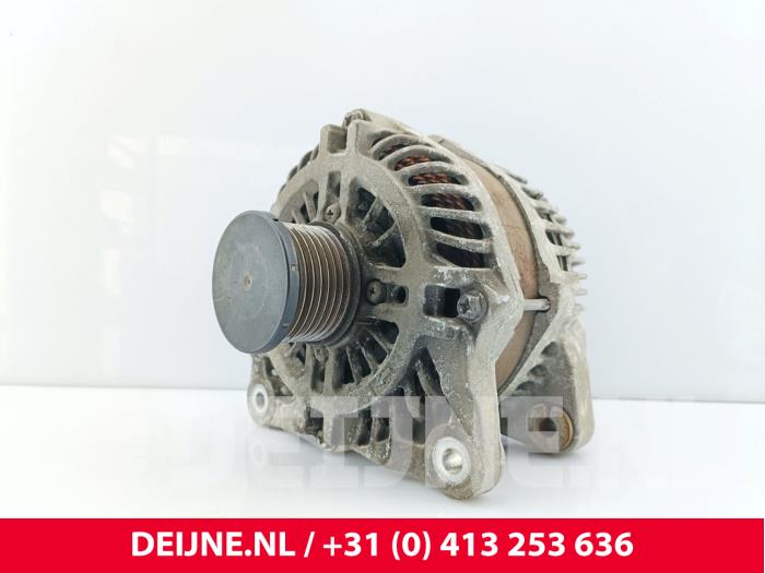 Gebruikte Dynamo Renault Trafic (1FL/2FL/3FL/4FL) 1.6 dCi 145 Twin Turbo Prijs € 54,45 Inclusief btw aangeboden door van Deijne Onderdelen Uden B.V.