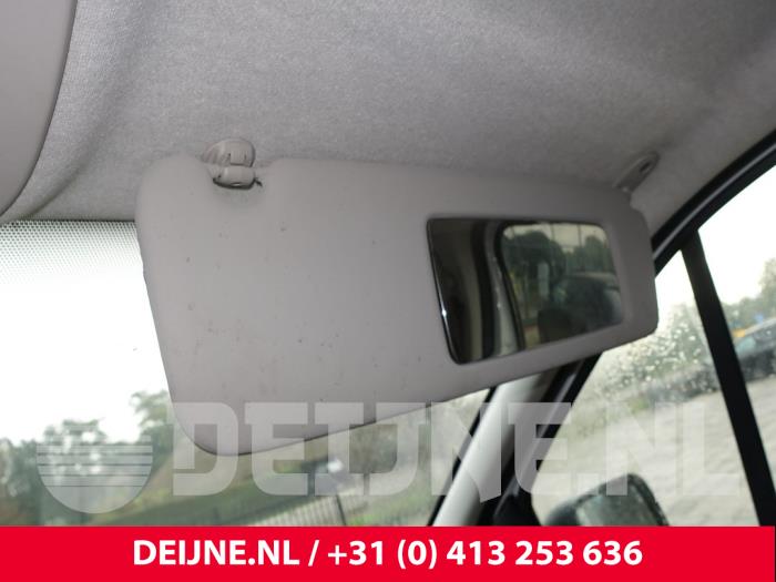 Renault Trafic Sonnenblende O281166