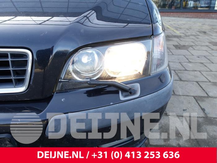 Volvo V40 Koplamp links O281305