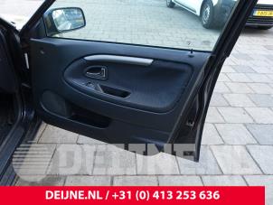 Volvo V40 Tür 4-türig rechts vorne O281312 foto 2
