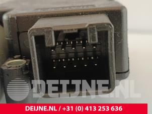 Volvo C70 Achterklep motor O281173 foto 4