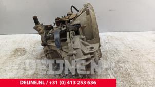Renault Master Gearbox O281177 photo 3