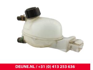 Renault Master Expansion vessel O281208 photo 2