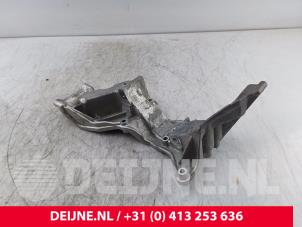 Volvo V60 Dynamosteun boven O281359 foto 2