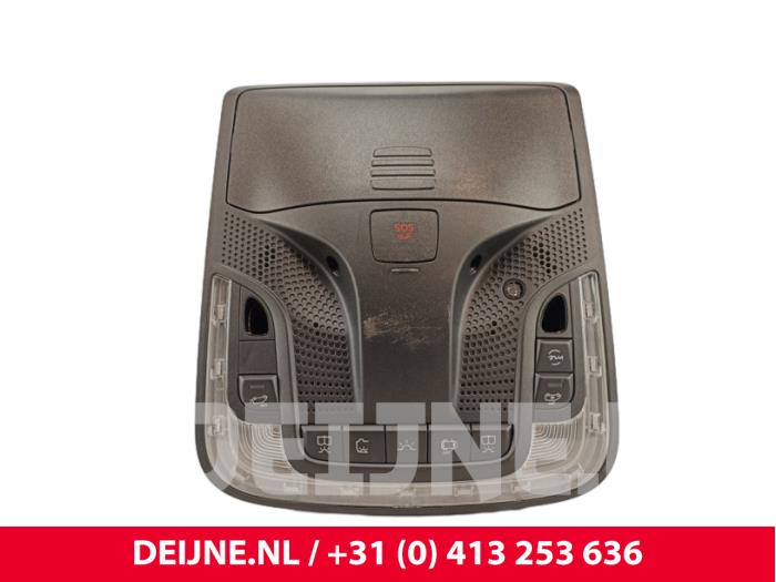 Mercedes eSprinter Innenbeleuchtung vorne O281400