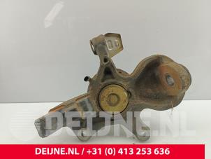 Mercedes eSprinter Achsschenkel links vorne O281417 foto 3